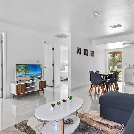 Best Location In Cape Coral! Exterior photo