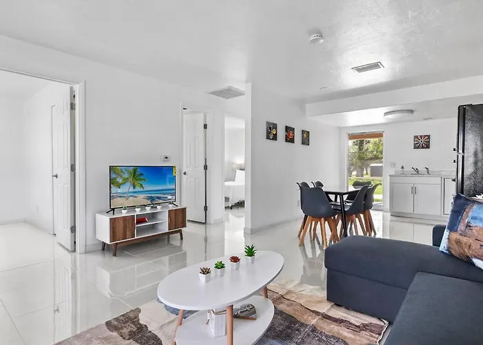 Best Location In Cape Coral!