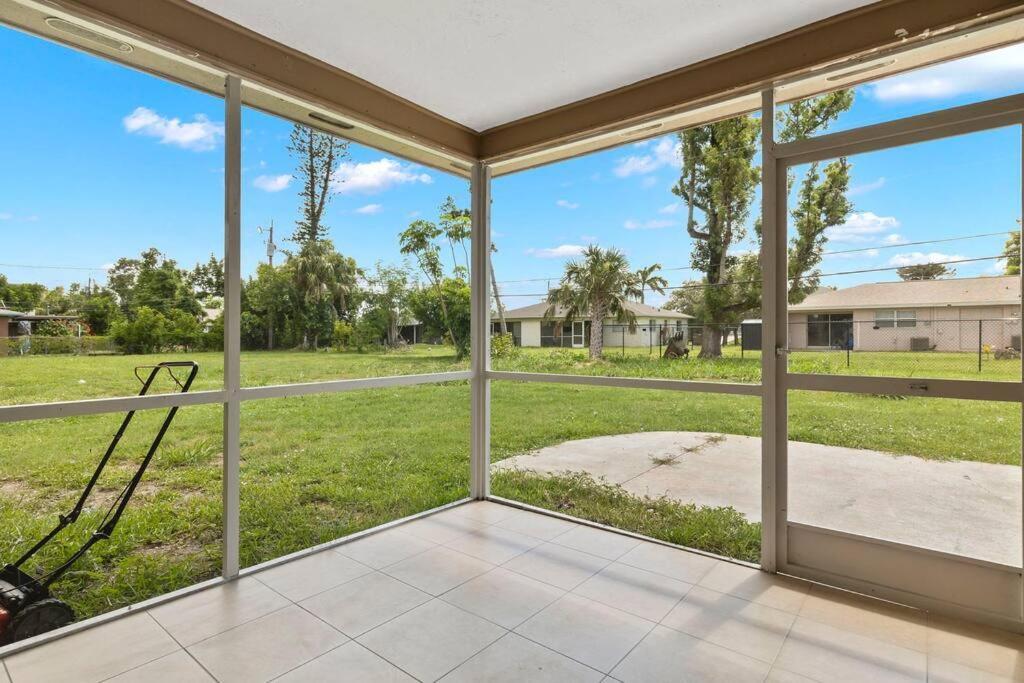 Apartment Location In Cape Coral!